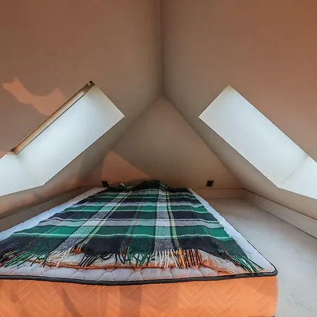 Airhome - Wooden Life Tallinn