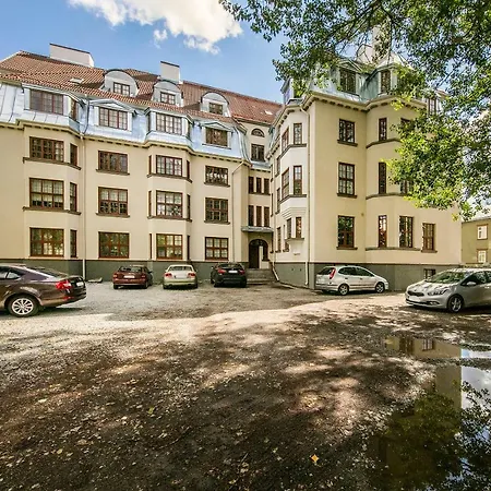 Airhome - Wooden Life Appartement